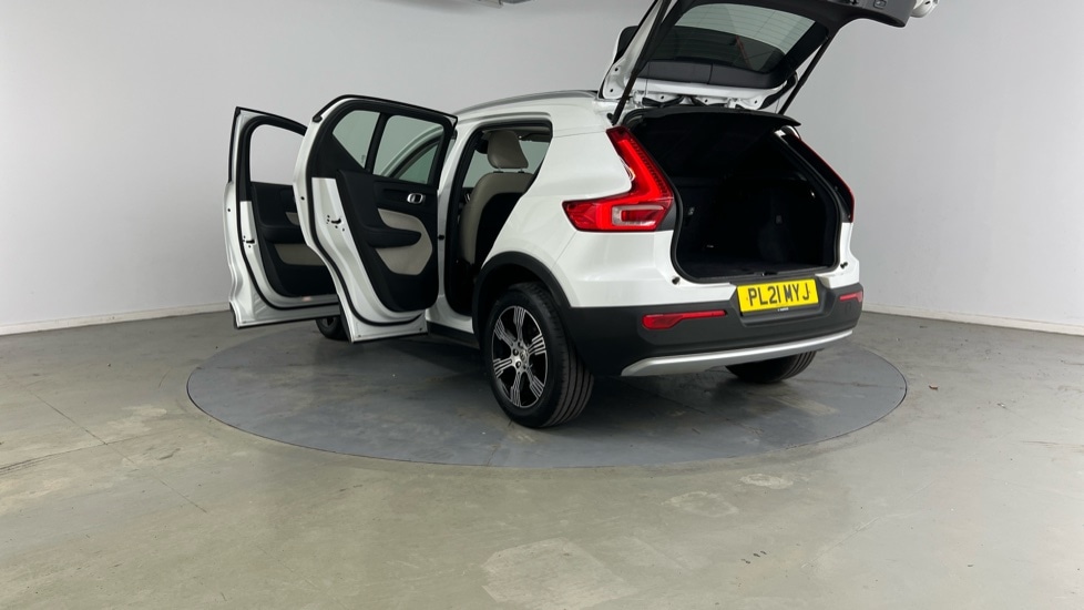 Used Volvo XC40 2021 for sale - 76100000: Photo 35