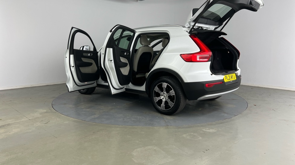 Used Volvo XC40 2021 for sale - 76100000: Photo 36