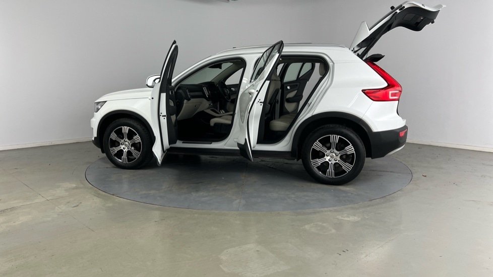 Used Volvo XC40 2021 for sale - 76100000: Photo 38