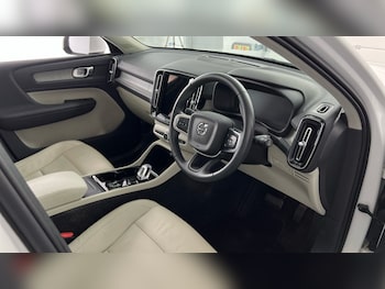 Used Volvo XC40 2021 for sale - 76100000: Photo 4