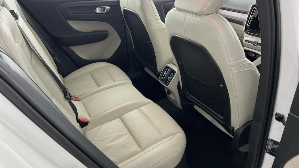 Used Volvo XC40 2021 for sale - 76100000: Photo 6