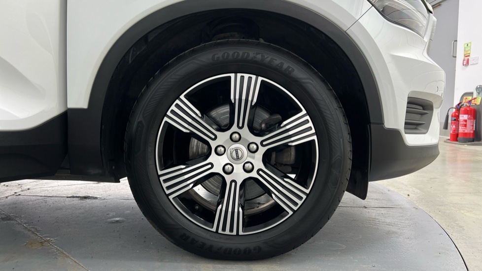Used Volvo XC40 2021 for sale - 76100000: Photo 9