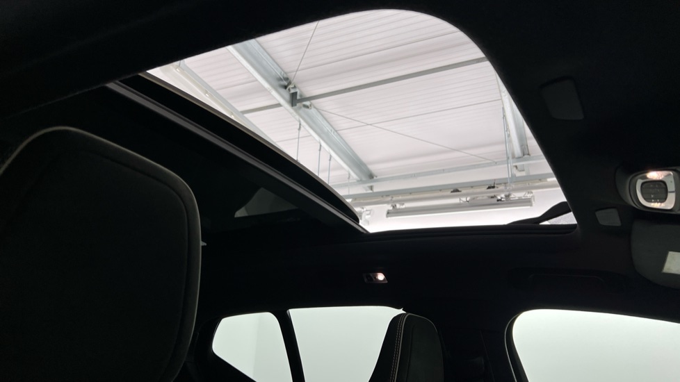 Used Volvo XC40 2021 for sale - 76664554: Photo 15