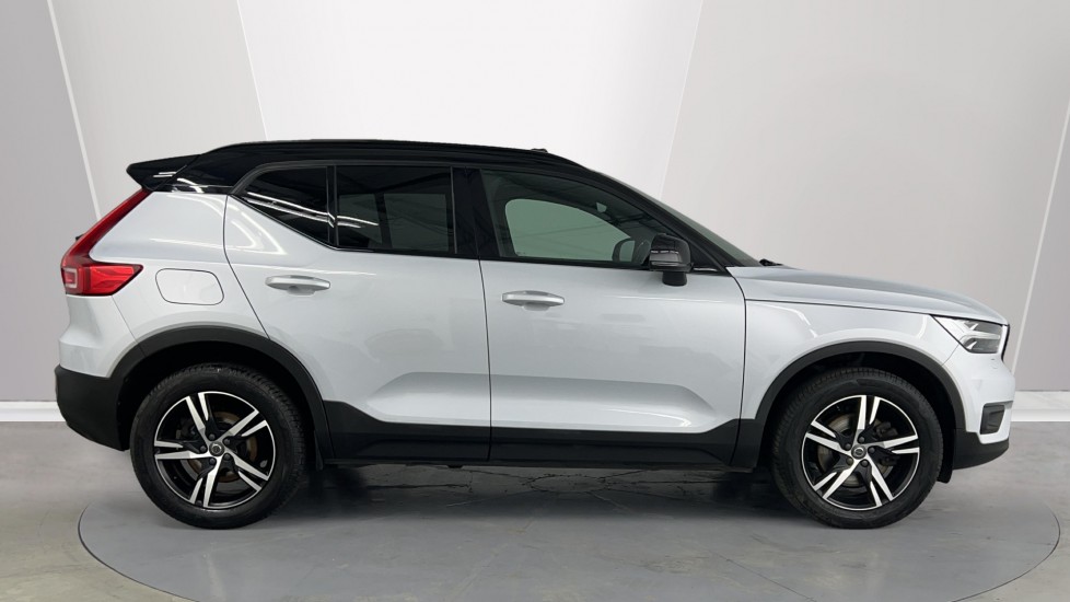 Used Volvo XC40 2021 for sale - 76664554: Photo 3