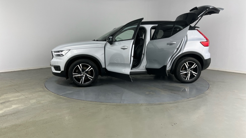 Used Volvo XC40 2021 for sale - 76664554: Photo 41