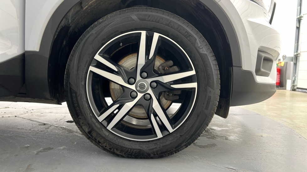 Used Volvo XC40 2021 for sale - 76664554: Photo 9