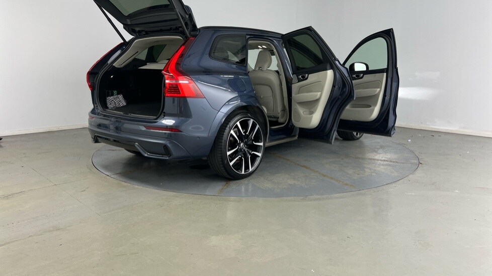 Used Volvo XC60 2022 for sale - 77855769: Photo 30