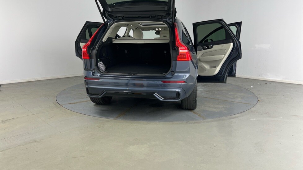 Used Volvo XC60 2022 for sale - 77855769: Photo 32