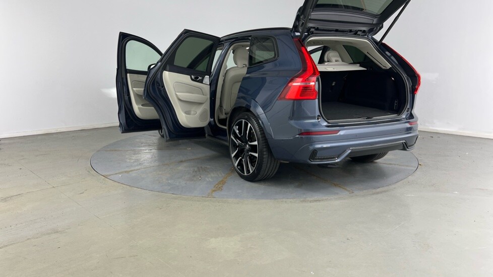 Used Volvo XC60 2022 for sale - 77855769: Photo 35