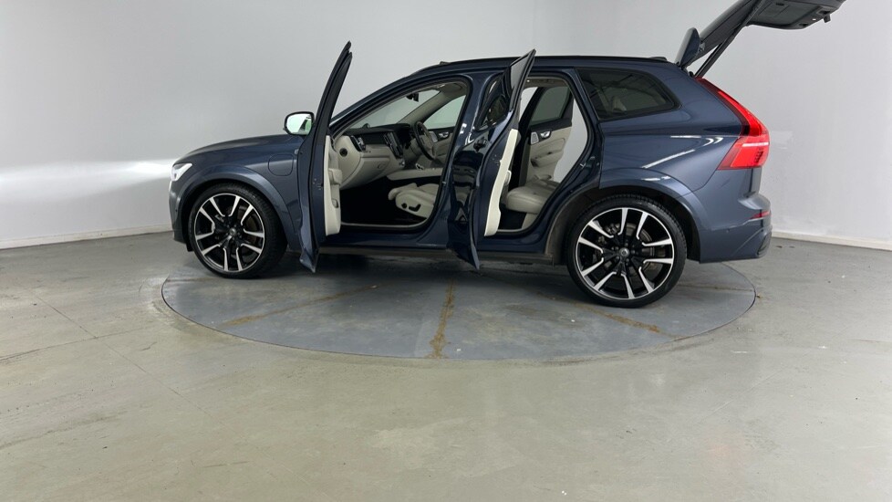 Used Volvo XC60 2022 for sale - 77855769: Photo 38