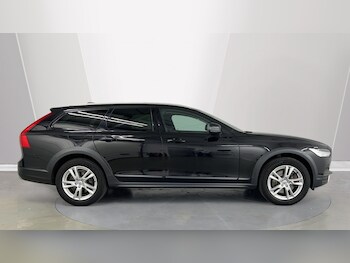 Used Volvo V90 2017 for sale - 75441176: Photo