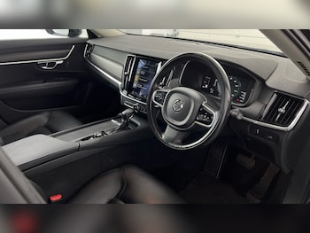 Used Volvo V90 2017 for sale - 75441176: Photo