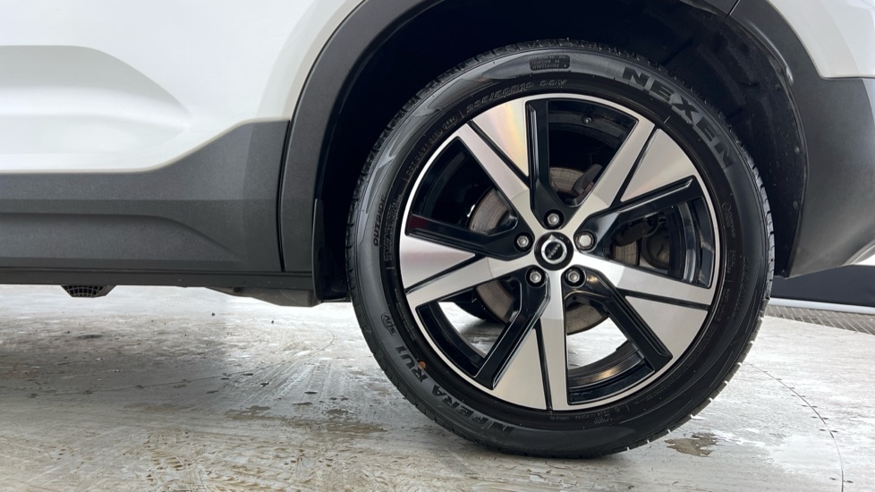 Used Volvo XC40 2021 for sale - 77778511: Photo 4