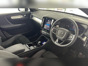 Used Volvo XC40 2025 for sale - 78523580: Photo