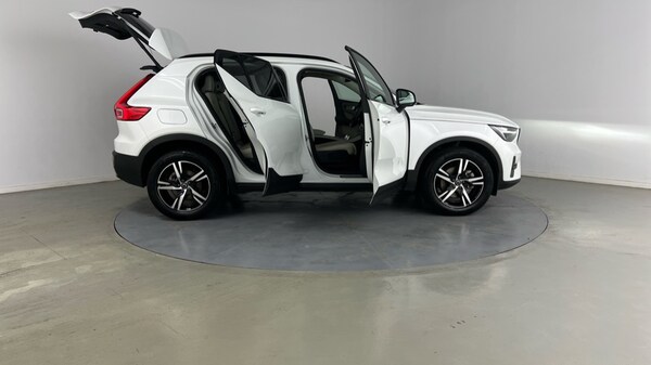 Used Volvo XC40 2023 for sale - 75441354: Photo 26