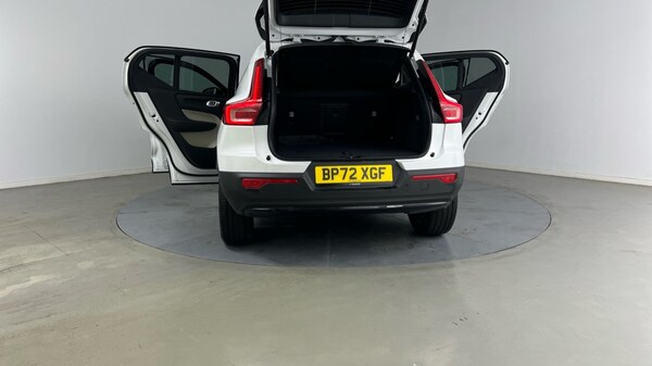 Used Volvo XC40 2023 for sale - 75441354: Photo 33