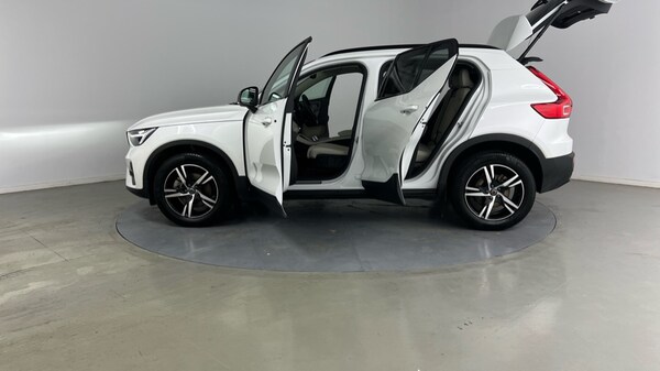 Used Volvo XC40 2023 for sale - 75441354: Photo 39