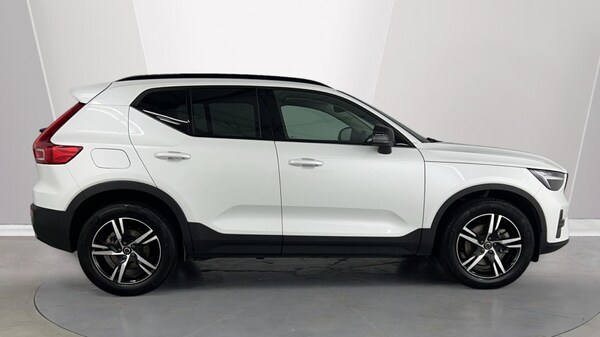 Used Volvo XC40 2023 for sale - 75441354: Photo 3
