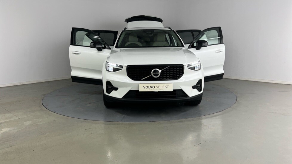Used Volvo XC40 2023 for sale - 77099124: Photo 19
