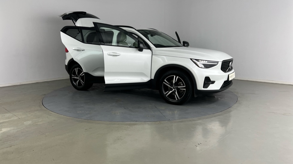 Used Volvo XC40 2023 for sale - 77099124: Photo 23