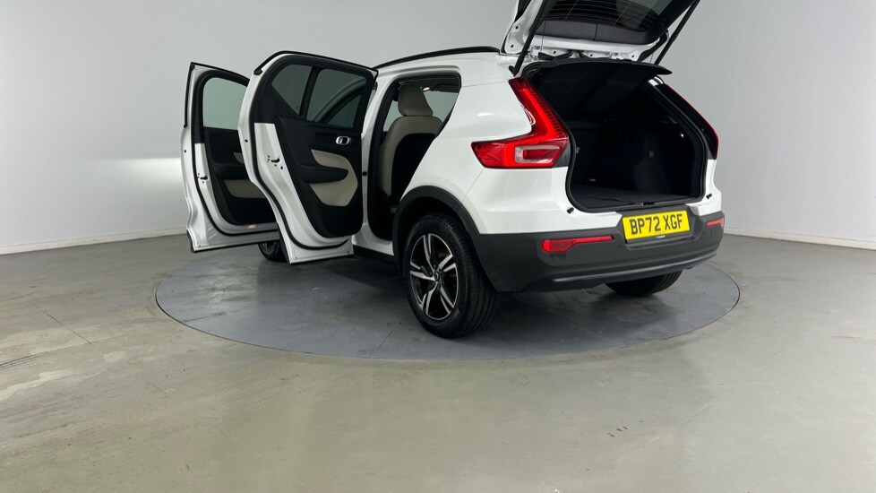 Used Volvo XC40 2023 for sale - 77099124: Photo 35
