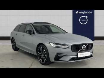 2025 - Ultra, T8 AWD Plug-in hybrid, Electric/Petrol, Dark 5-Door