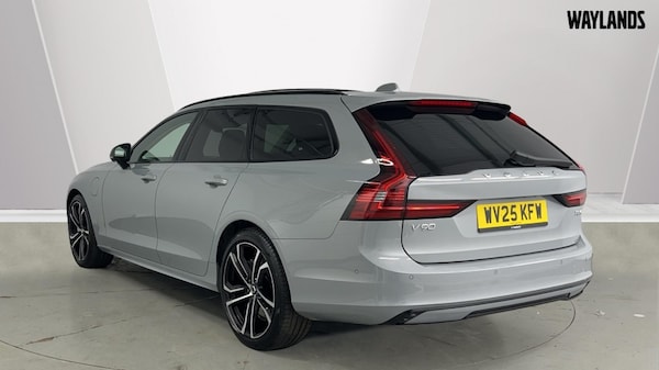 Used Volvo V90 2025 for sale - 75441363: Photo 2
