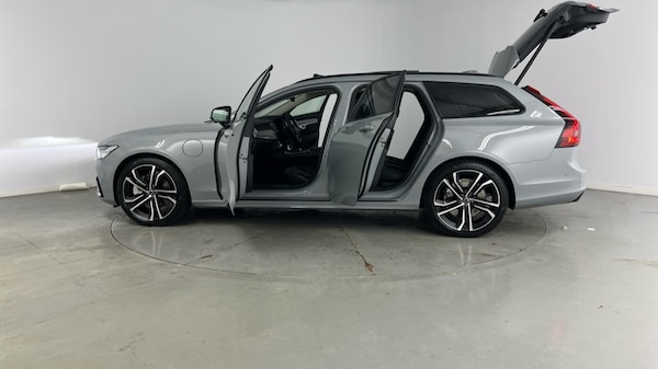 Used Volvo V90 2025 for sale - 75441363: Photo 37