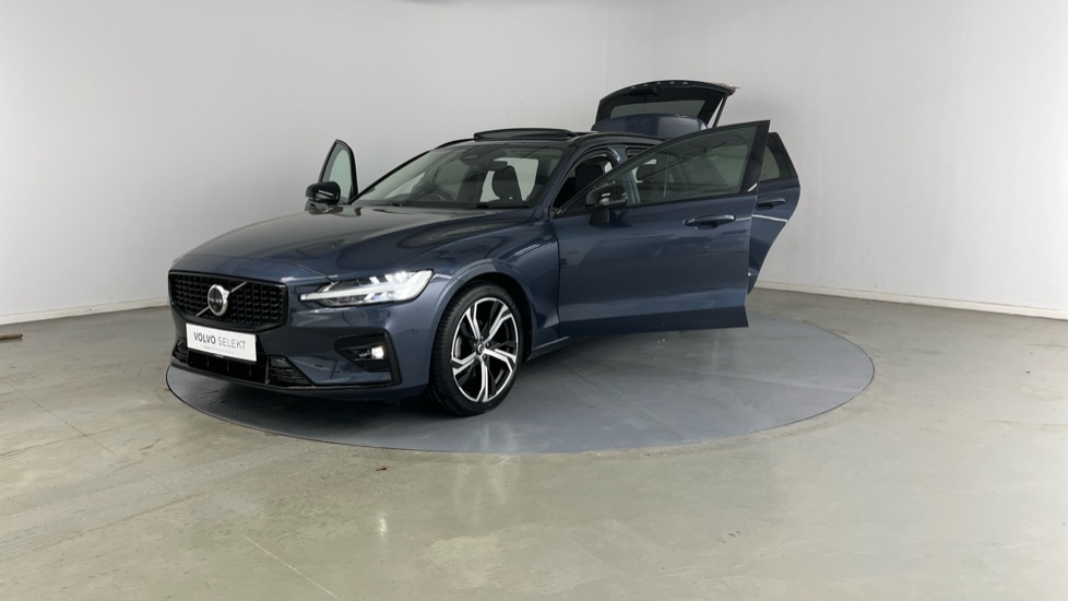 Used Volvo V60 2025 for sale - 77531976: Photo 17