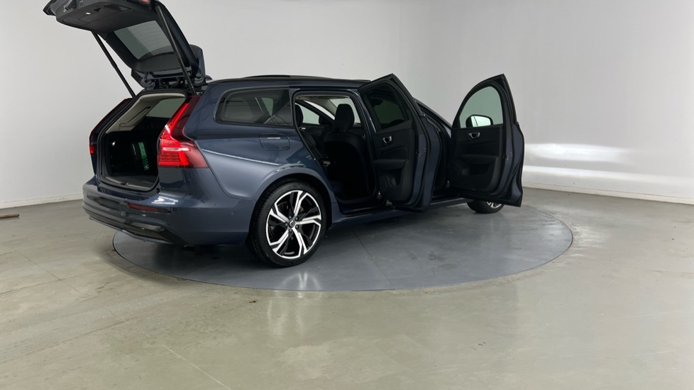 Used Volvo V60 2025 for sale - 77531976: Photo 29