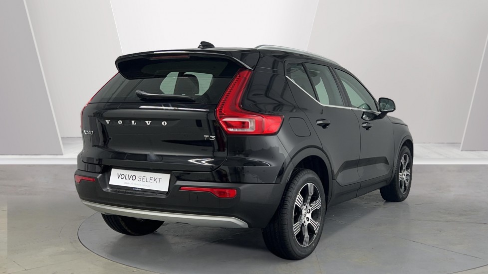 Used Volvo XC40 2021 for sale - 76104356: Photo 2
