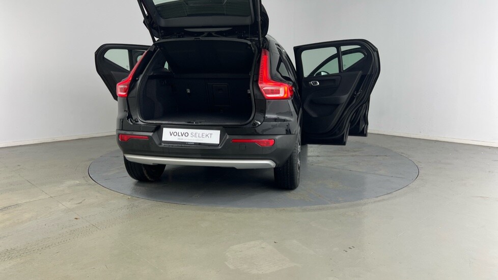 Used Volvo XC40 2021 for sale - 76104356: Photo 32