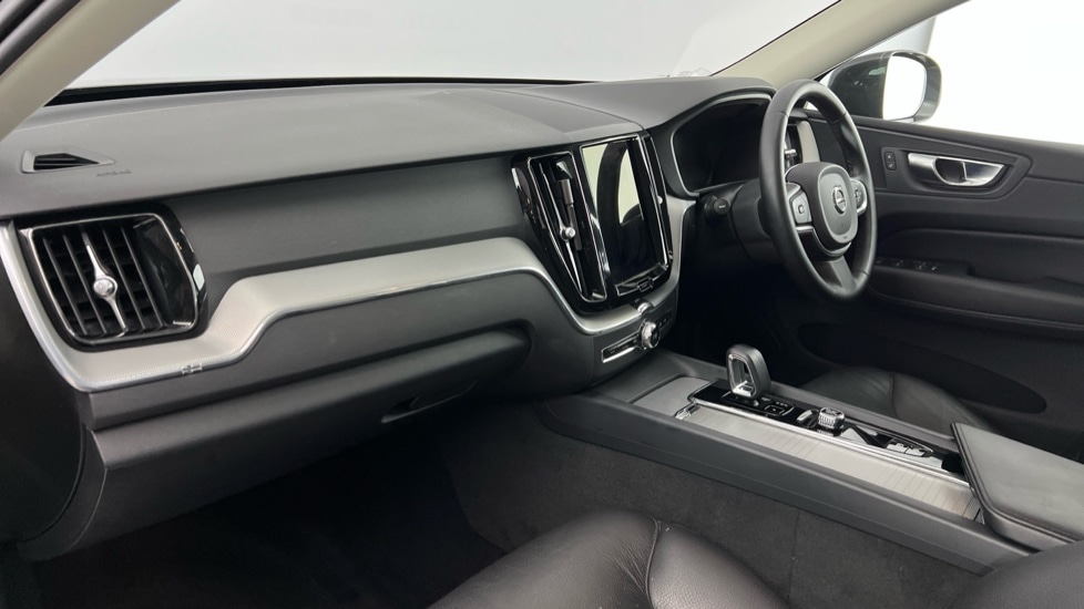 Used Volvo XC60 2022 for sale - 77316076: Photo 6