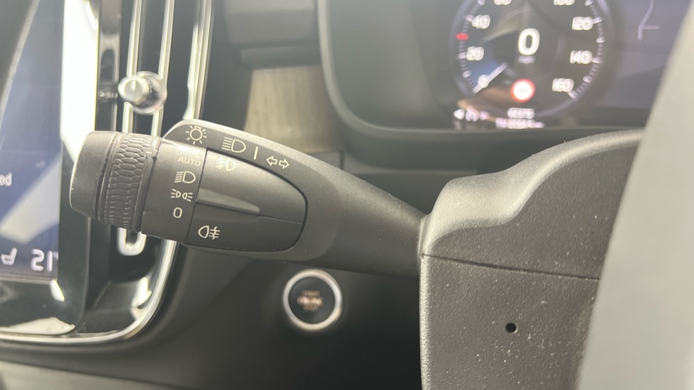 Used Volvo XC40 2019 for sale - 76669882: Photo 16