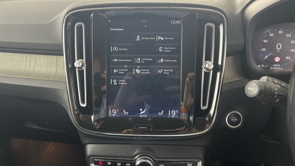 Used Volvo XC40 2019 for sale - 76669882: Photo 30