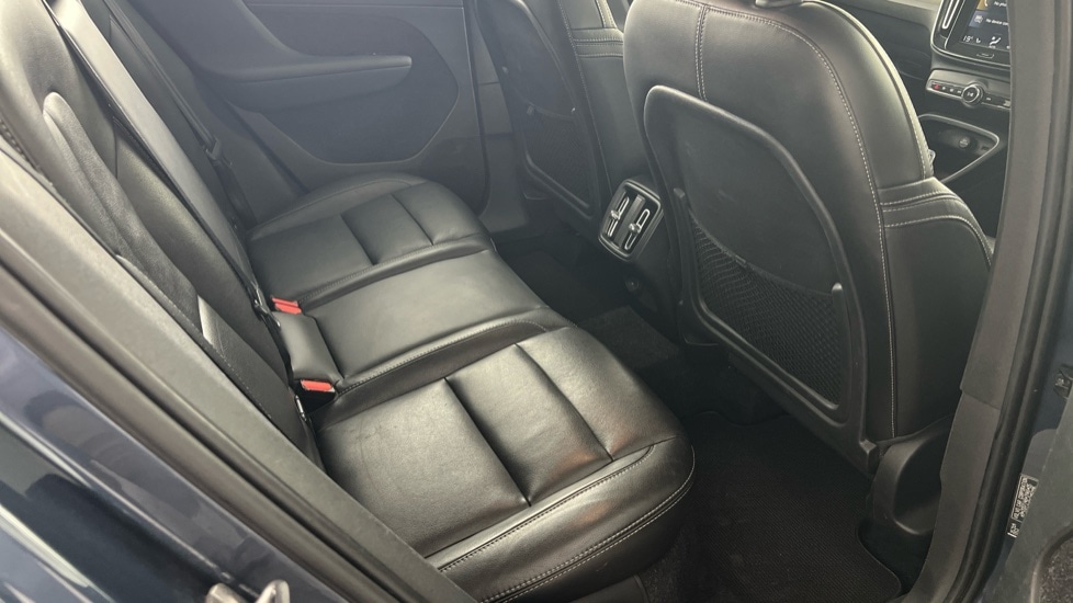 Used Volvo XC40 2019 for sale - 76669882: Photo 6