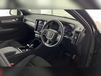 Used Volvo XC40 2025 for sale - 76145889: Photo