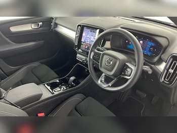 Used Volvo XC40 2025 for sale - 79431536: Photo
