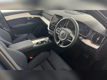 Used Volvo XC90 2025 for sale - 76552356: Photo