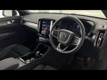 Used Volvo XC40 2025 for sale - 74264817: Photo