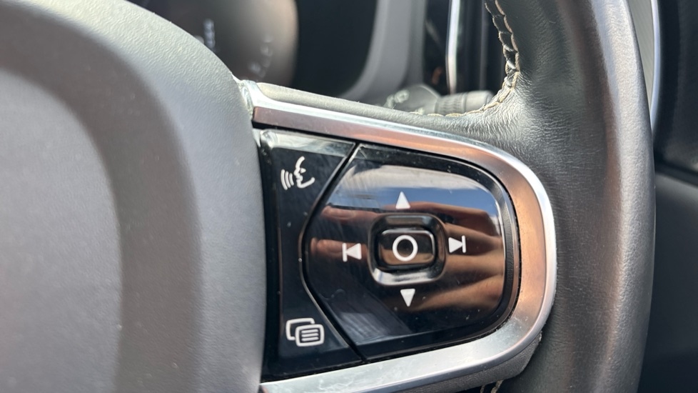 Used Volvo XC60 2020 for sale - 76130477: Photo 16