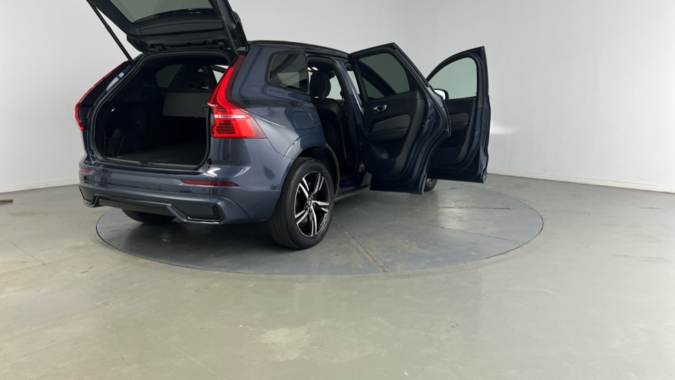 Used Volvo XC60 2022 for sale - 76851241: Photo 31