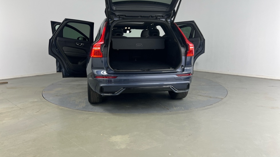 Used Volvo XC60 2022 for sale - 76851241: Photo 34