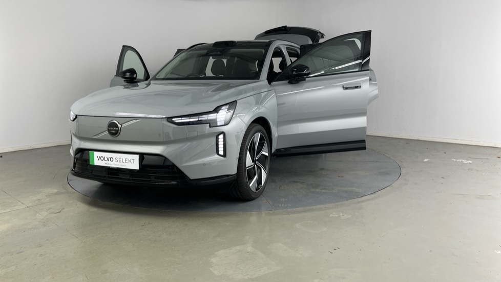 Used Volvo EX90 2025 for sale - 76233981: Photo 28