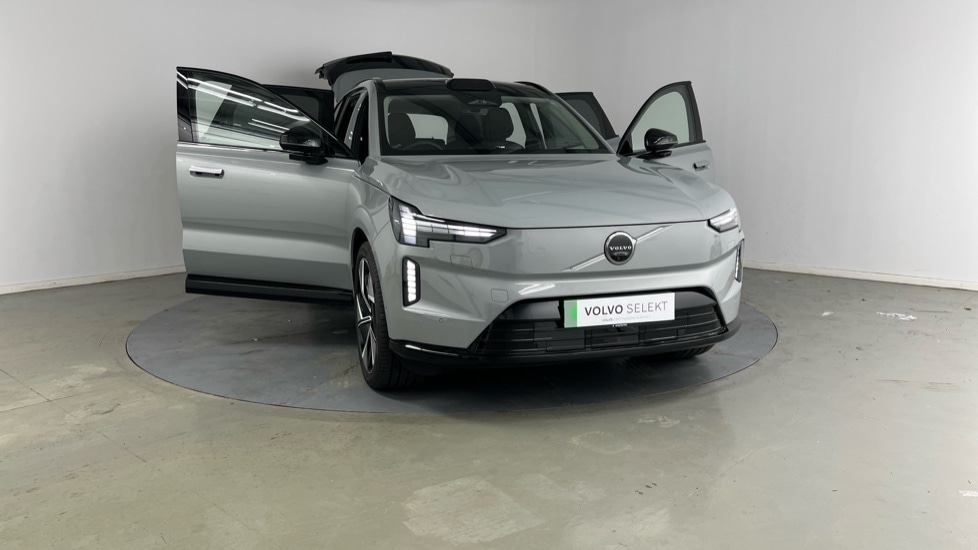 Used Volvo EX90 2025 for sale - 76233981: Photo 31