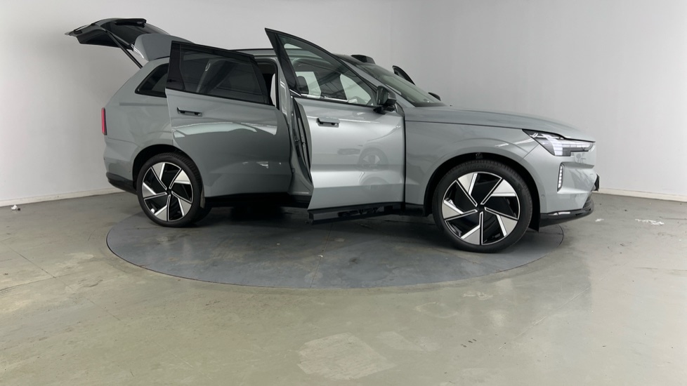 Used Volvo EX90 2025 for sale - 76233981: Photo 35