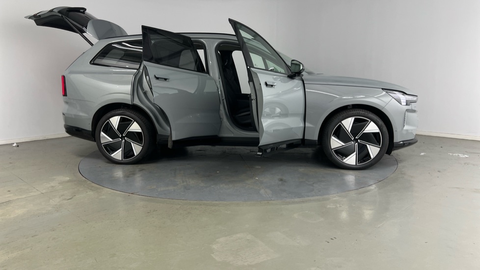 Used Volvo EX90 2025 for sale - 76233981: Photo 36