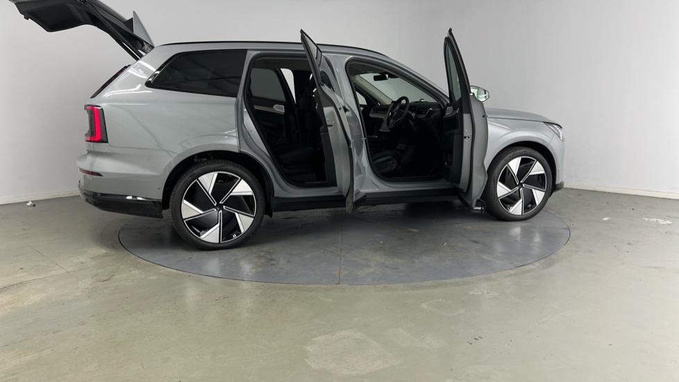 Used Volvo EX90 2025 for sale - 76233981: Photo 38