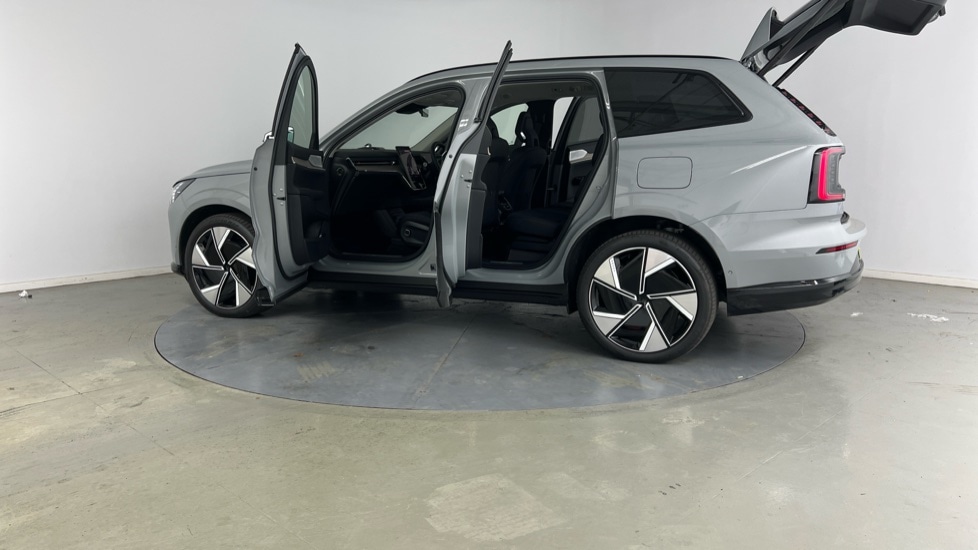 Used Volvo EX90 2025 for sale - 76233981: Photo 48