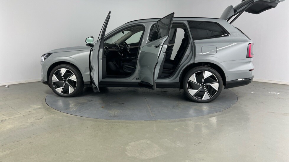 Used Volvo EX90 2025 for sale - 76233981: Photo 49